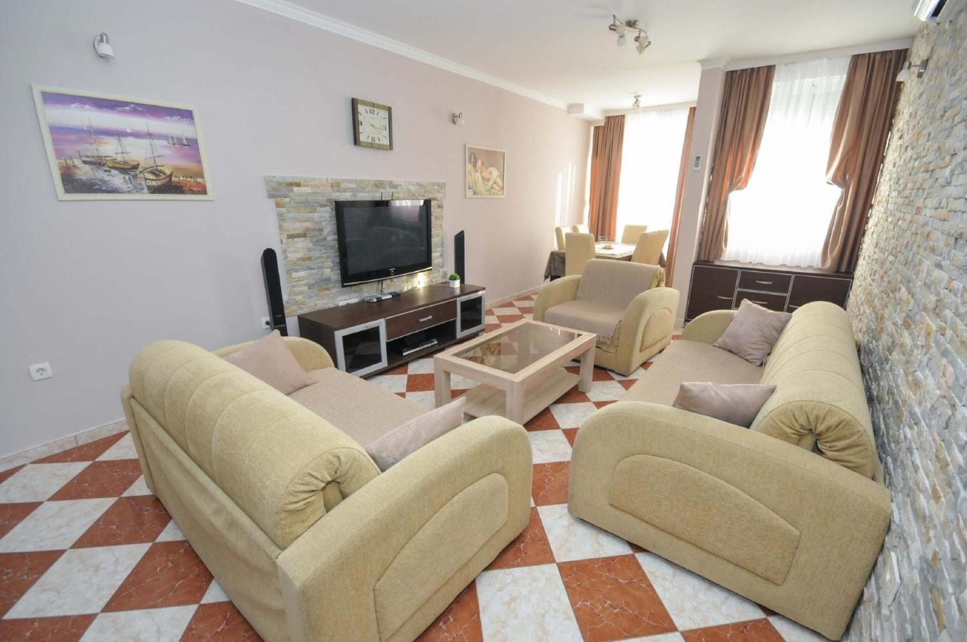 Ferienwohnung Fuer 4 Personen Ca 55 M In Budva, Adriakueste Montenegro Kueste Um ブドヴァ エクステリア 写真