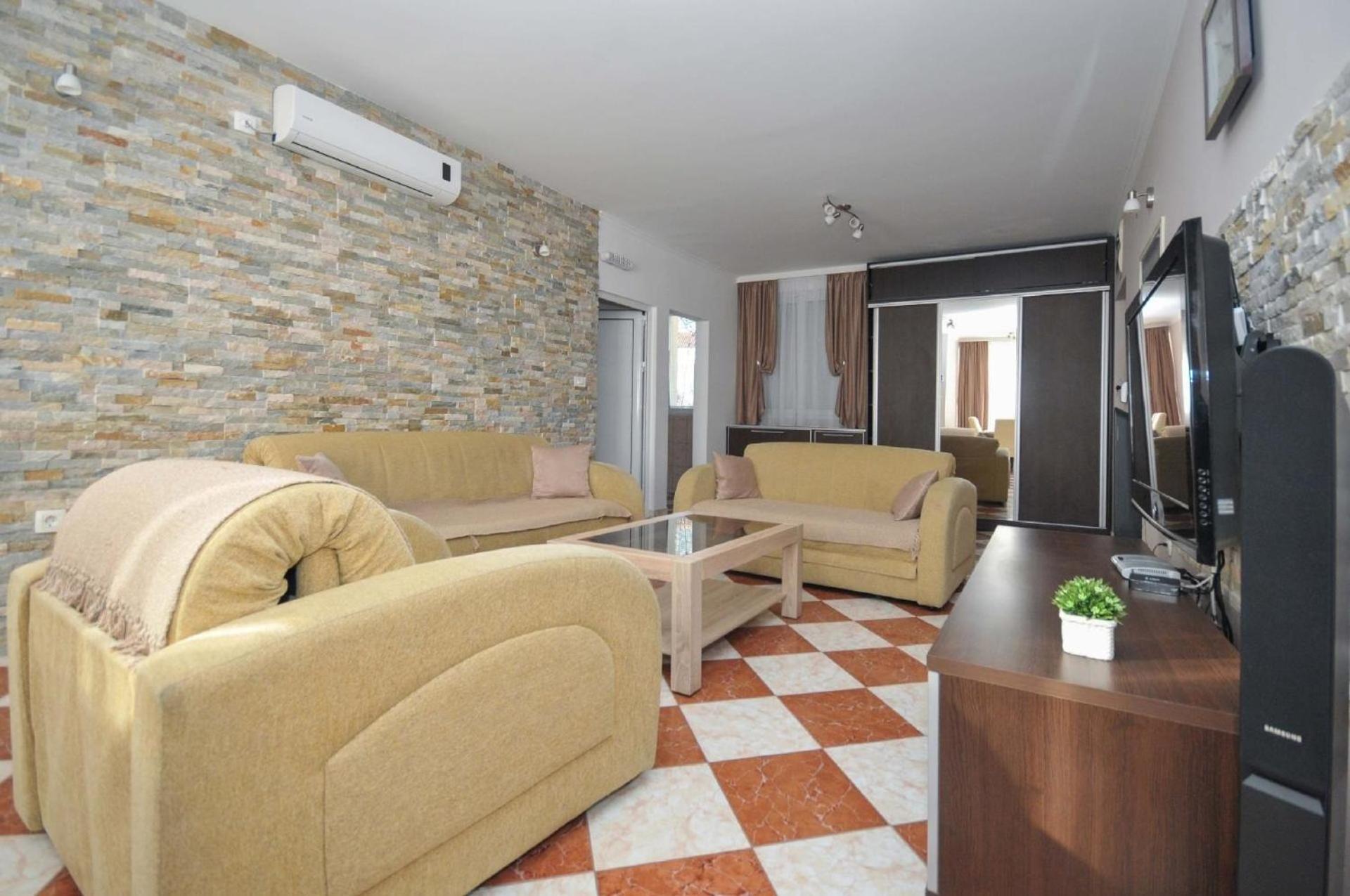Ferienwohnung Fuer 4 Personen Ca 55 M In Budva, Adriakueste Montenegro Kueste Um ブドヴァ エクステリア 写真