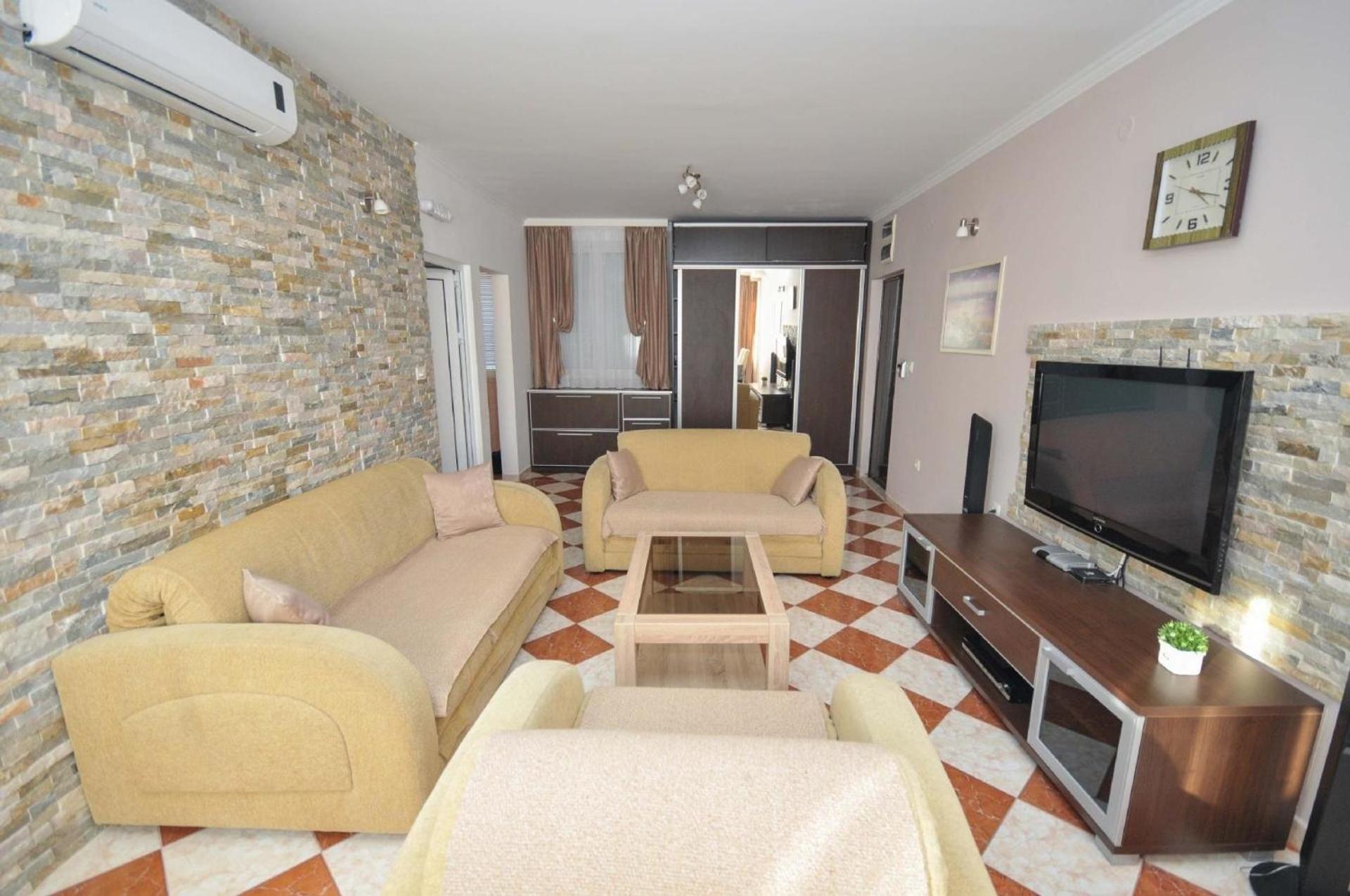 Ferienwohnung Fuer 4 Personen Ca 55 M In Budva, Adriakueste Montenegro Kueste Um ブドヴァ エクステリア 写真